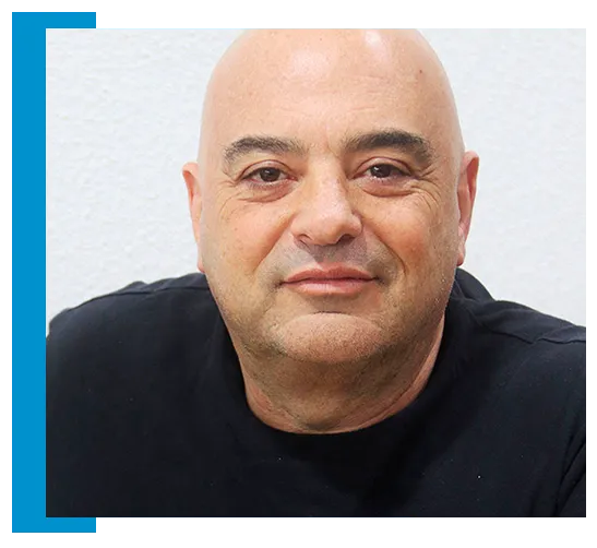 Foto do Diretor Paulo Neulaender